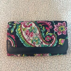 NWOT Vera Bradley Trifold Multicompartment Wallet